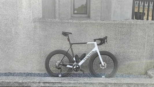 Canyon Ultimate CF SL 7 Etap 003.webp